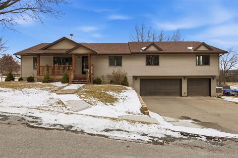 3438 NE Twin Lake View Drive NE North Liberty IA 52317