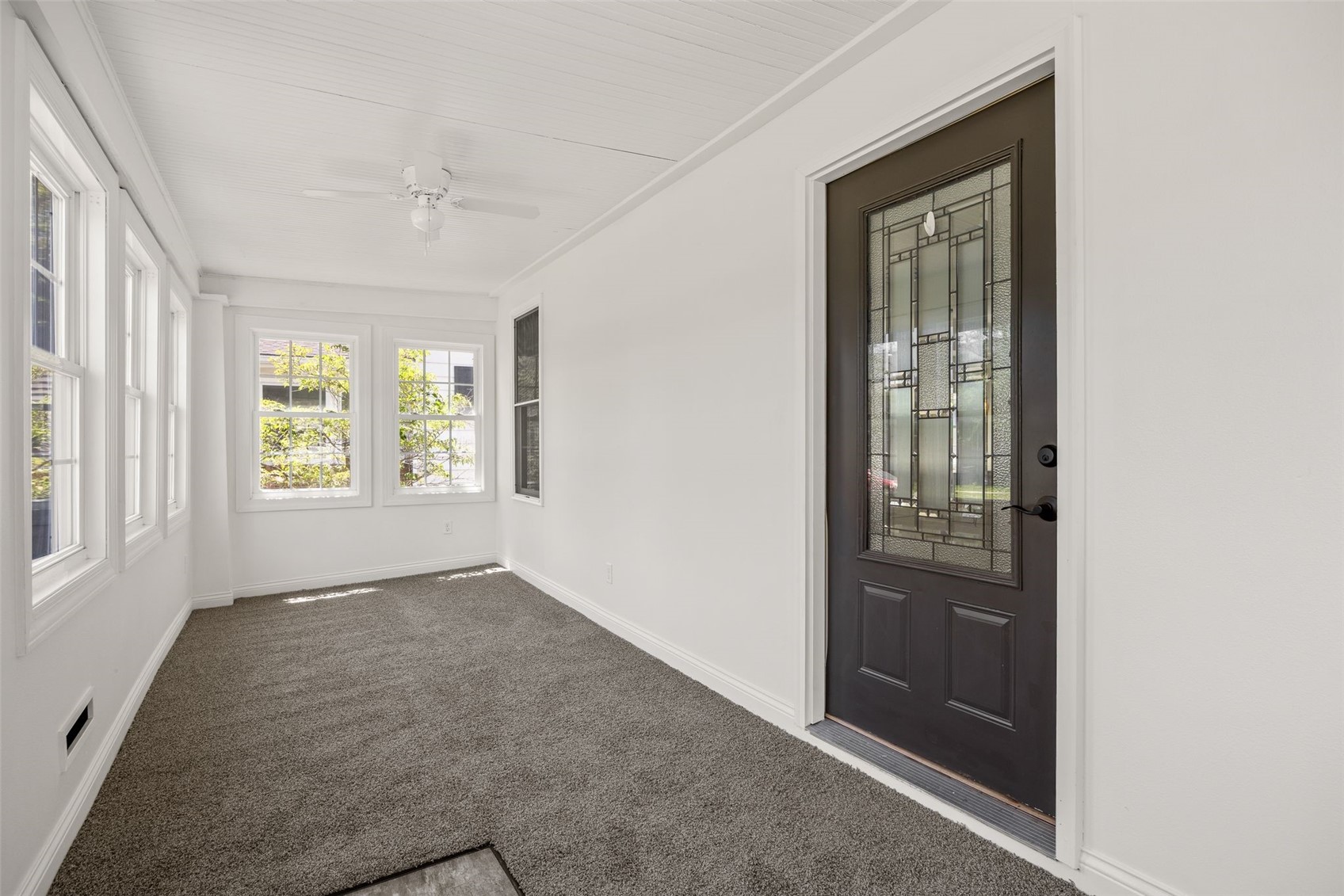 716 8th Street SW