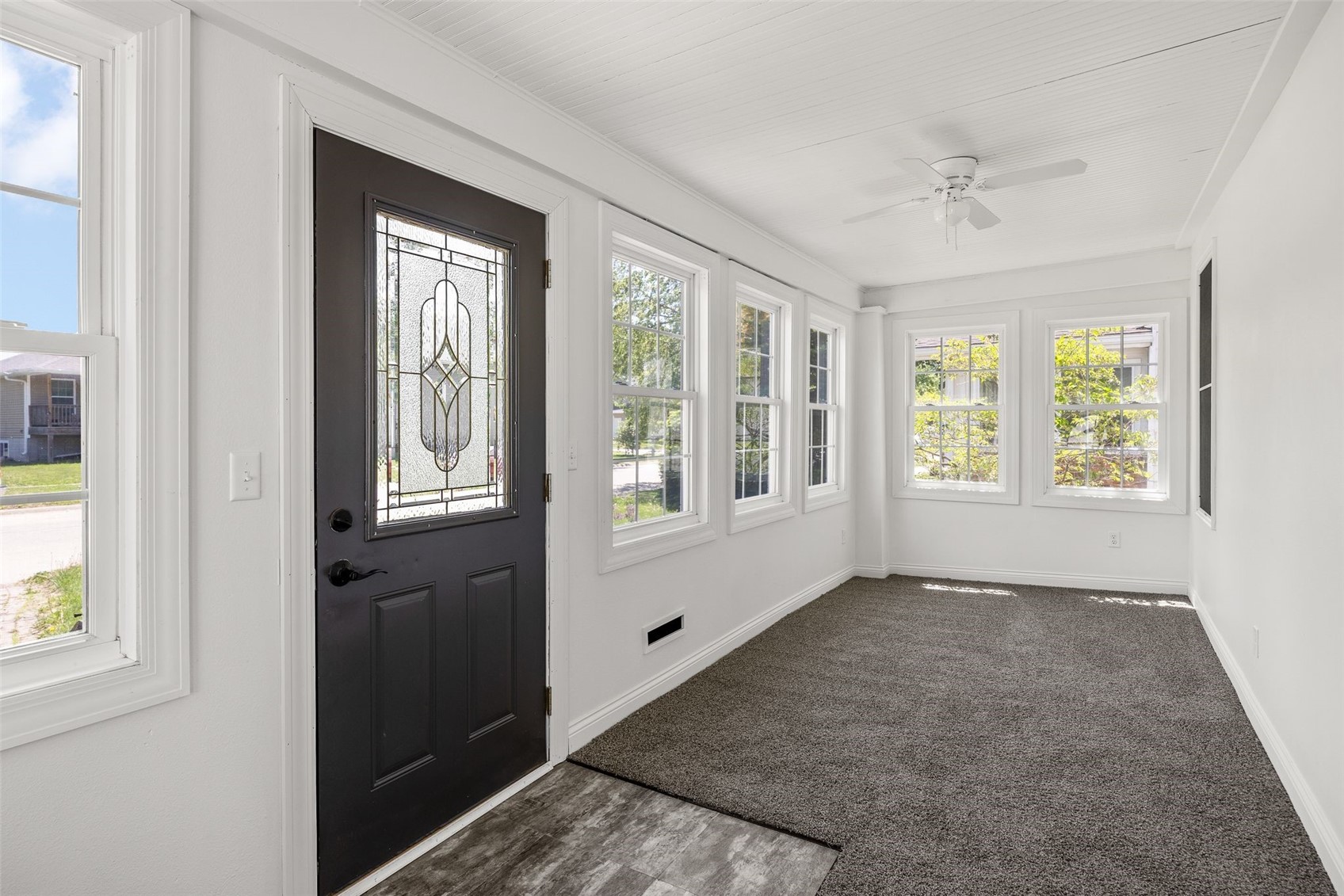 716 8th Street SW