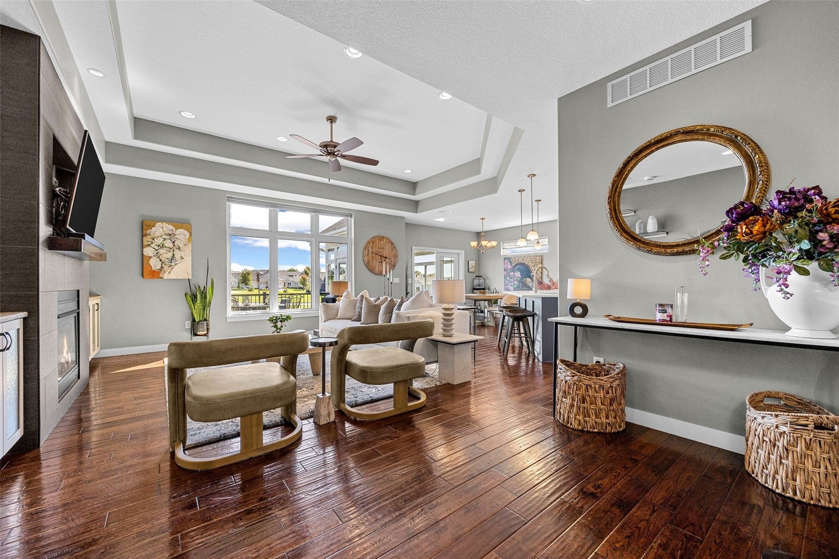 215 Cherry Lane