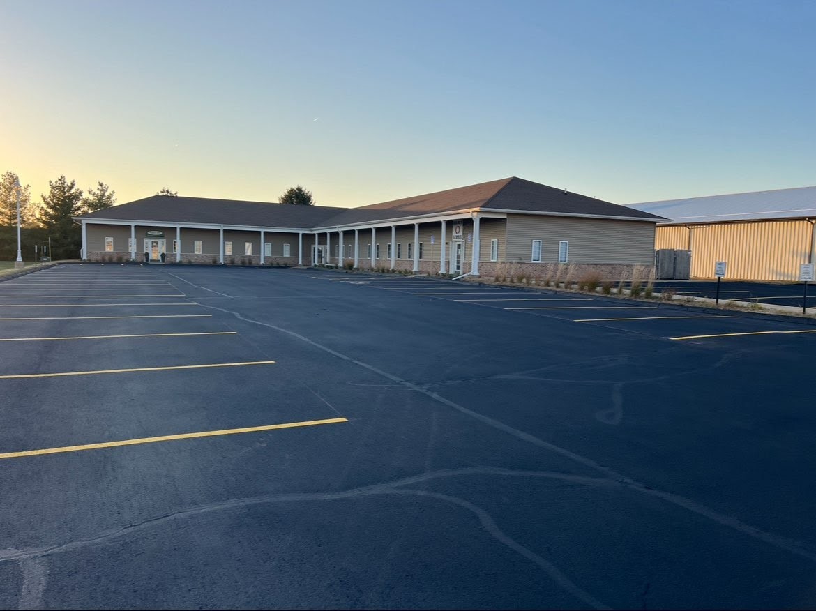 Ample parking, central North Liberty location