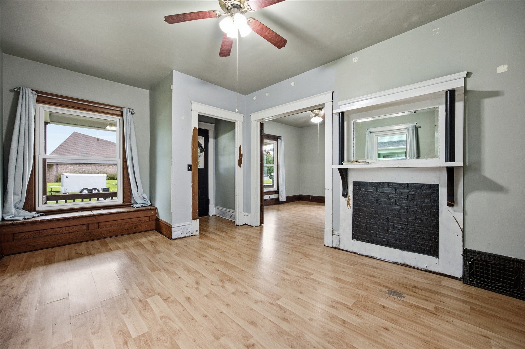 609 Mulberry Street