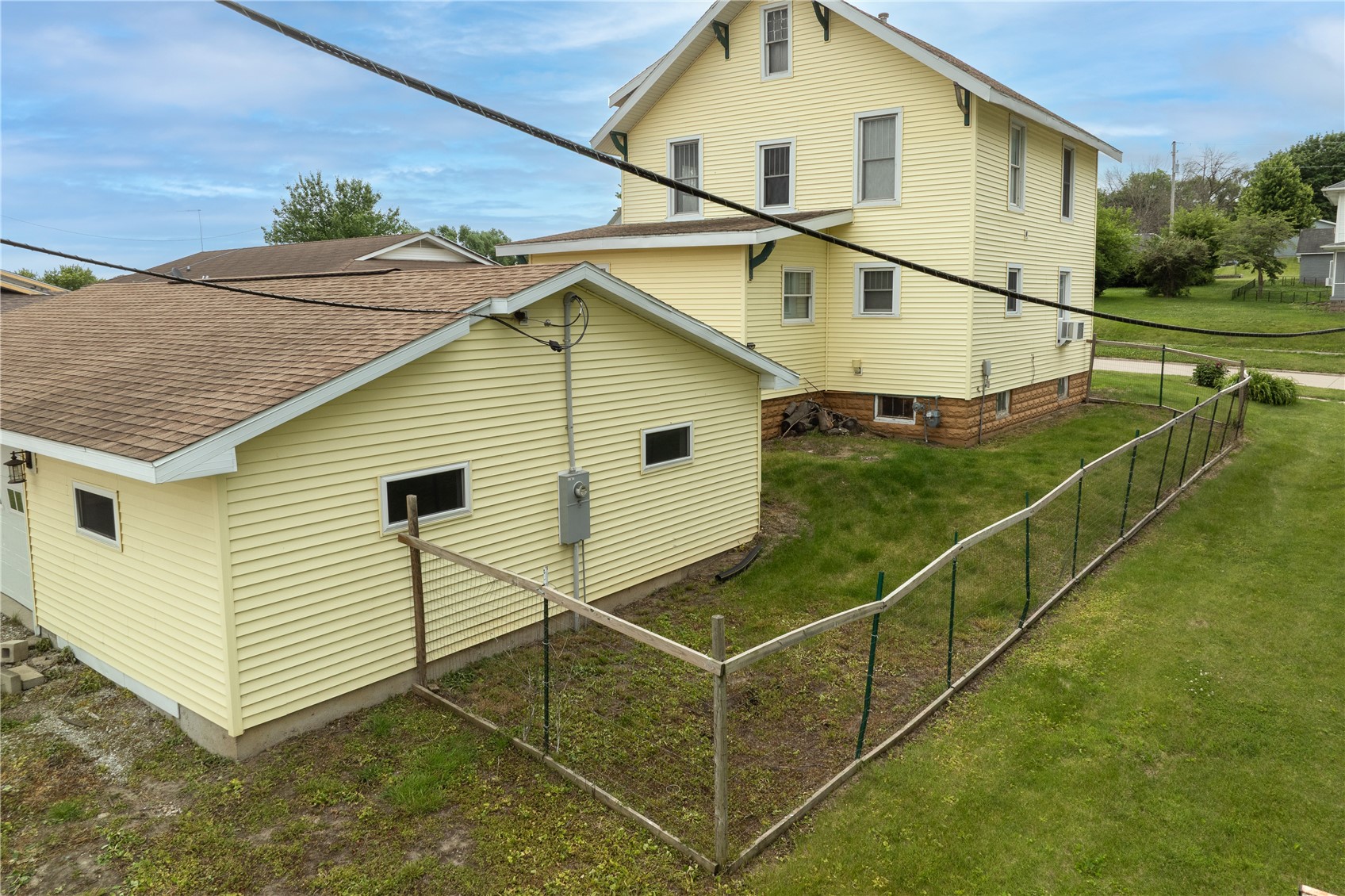 206 4th Street