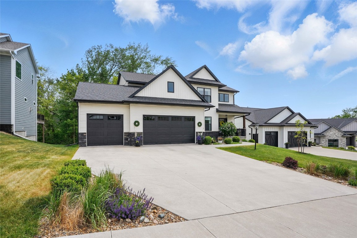 2925 Pine Hill Trace