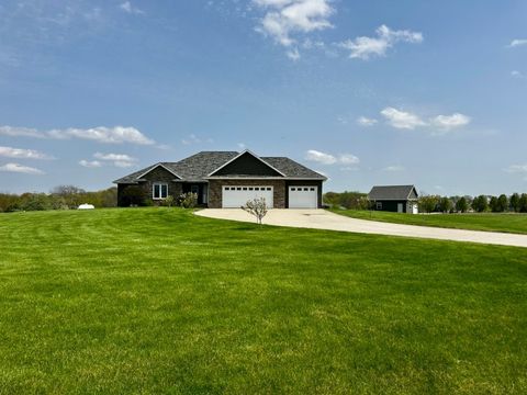 1426 Walter Mapp Drive Riverside IA 52327
