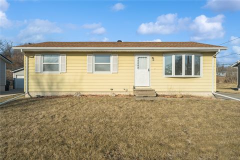 1632 Elaine Drive NW Cedar Rapids IA 52405