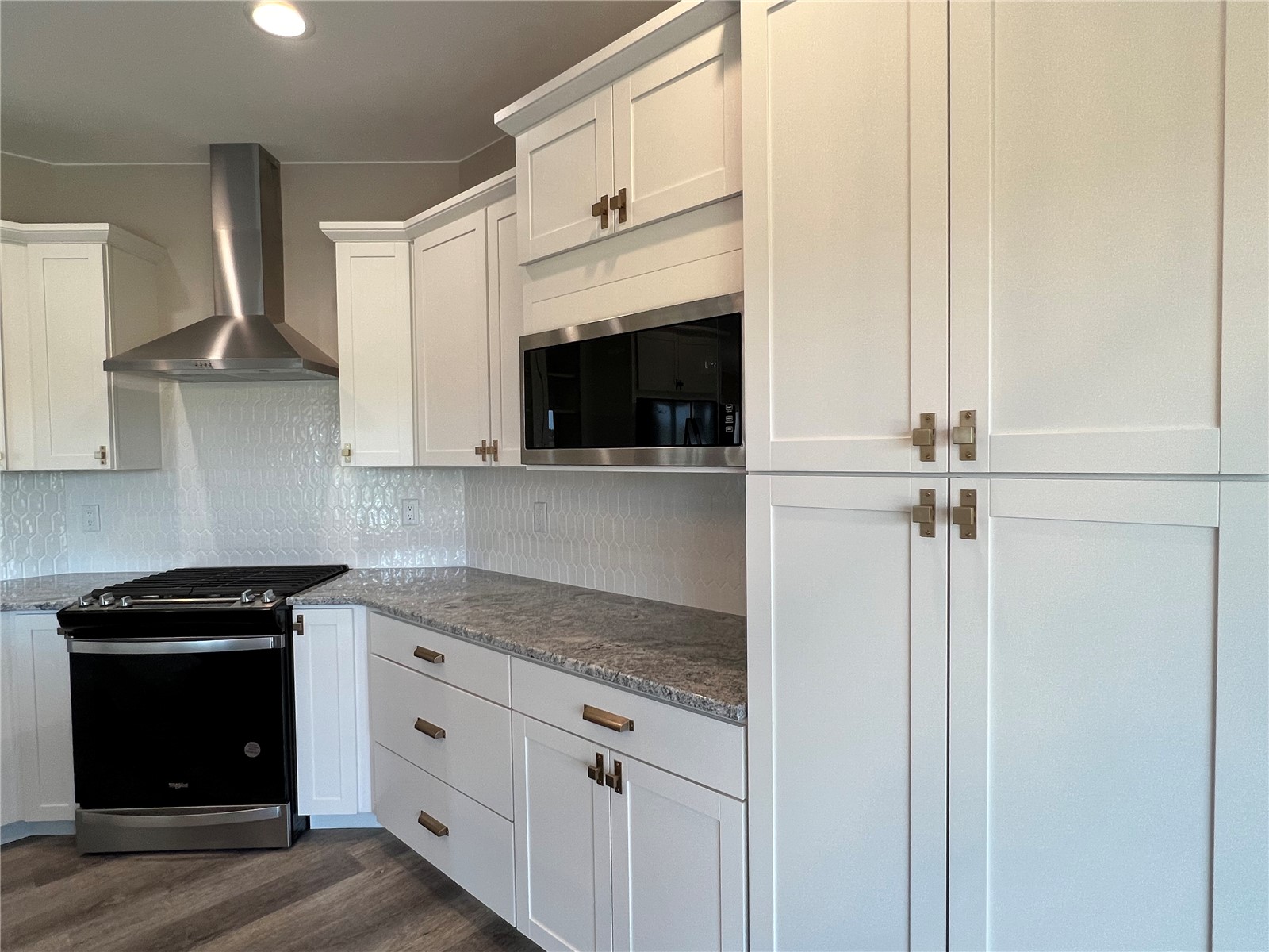 20 S Seven Oaks Road