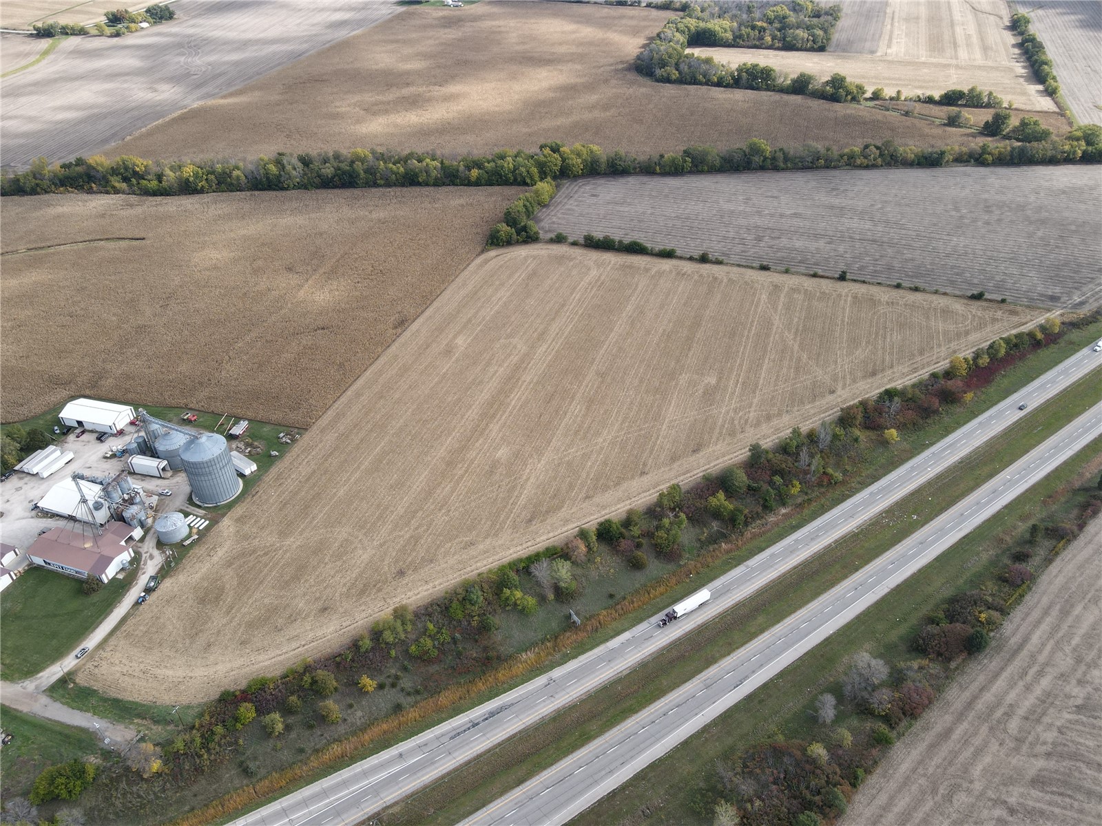 Photo 1 of 11 — Grain Lane, Center Point, IA 52213