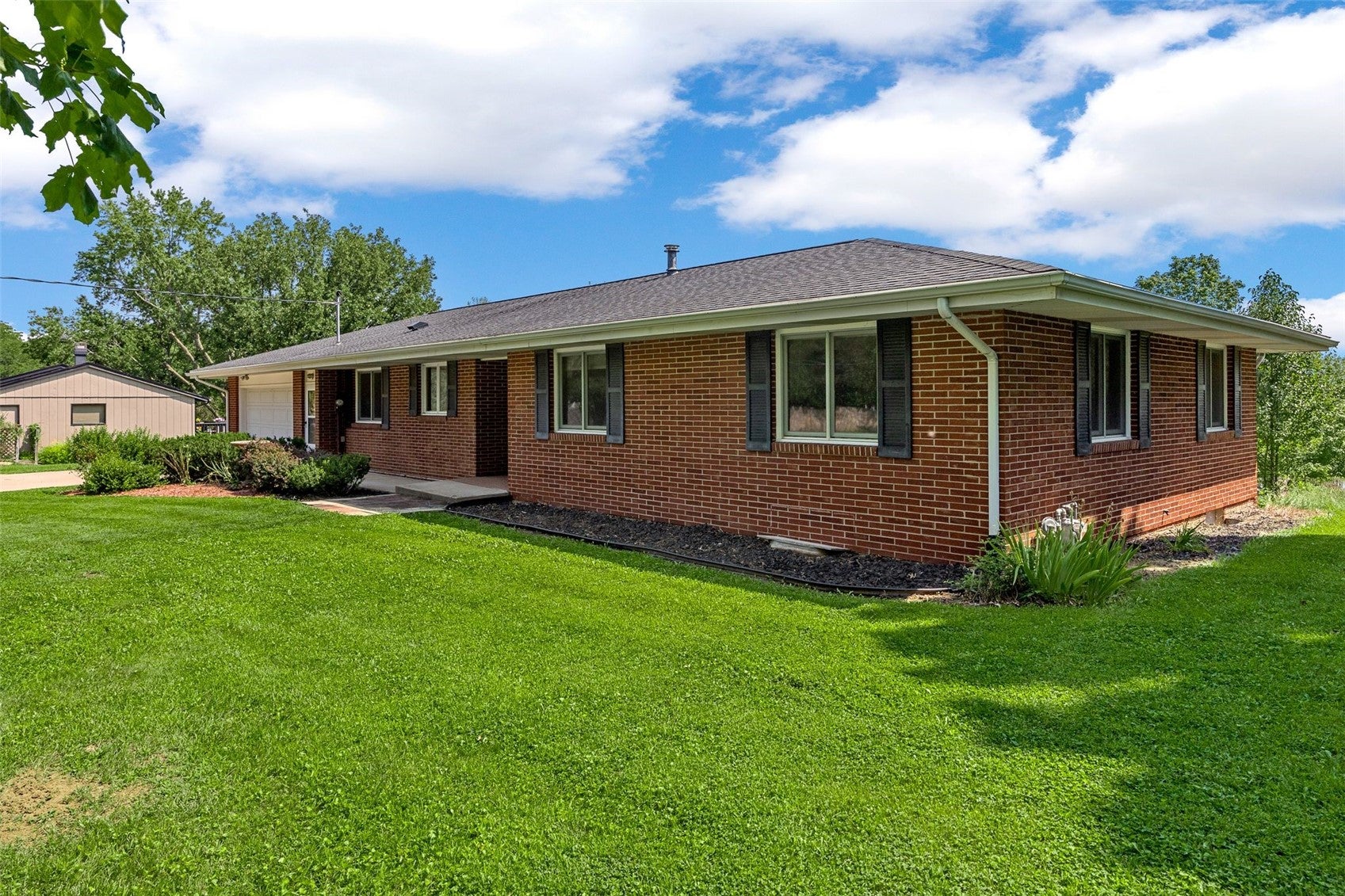 20 N 1st Avenue