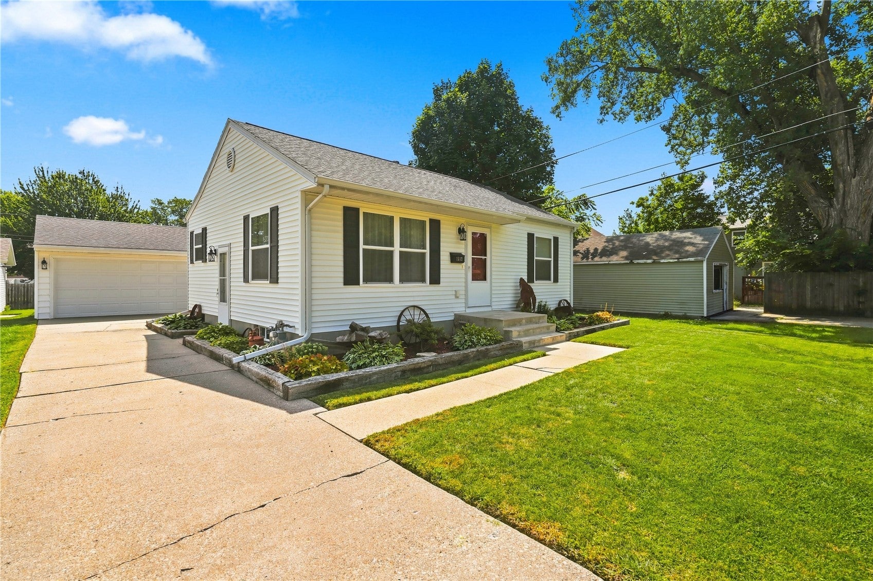 1619 9th NW