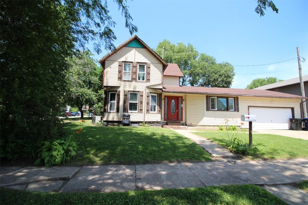 222 W 5TH ST, TIPTON, IA 52772 - Image 2bcb7b2d2e8c5d045d531f12c497256d/2988864153