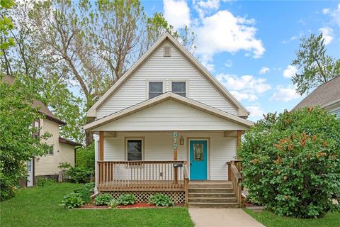 517 B Ave NW Cedar Rapids IA 52405