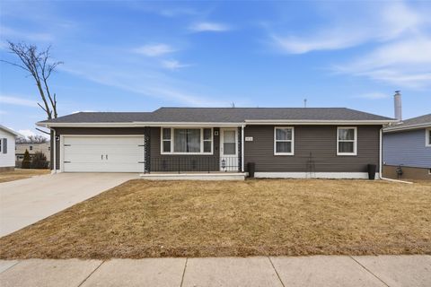2710 Hickory Drive SW Cedar Rapids IA 52404