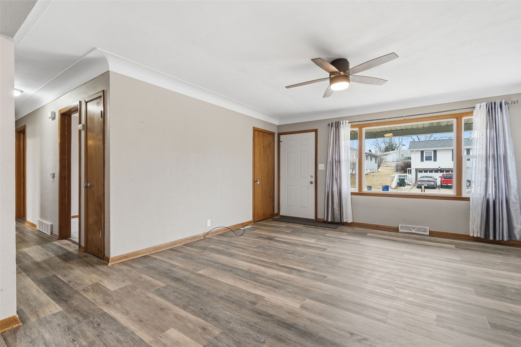 2710 Hickory Drive SW