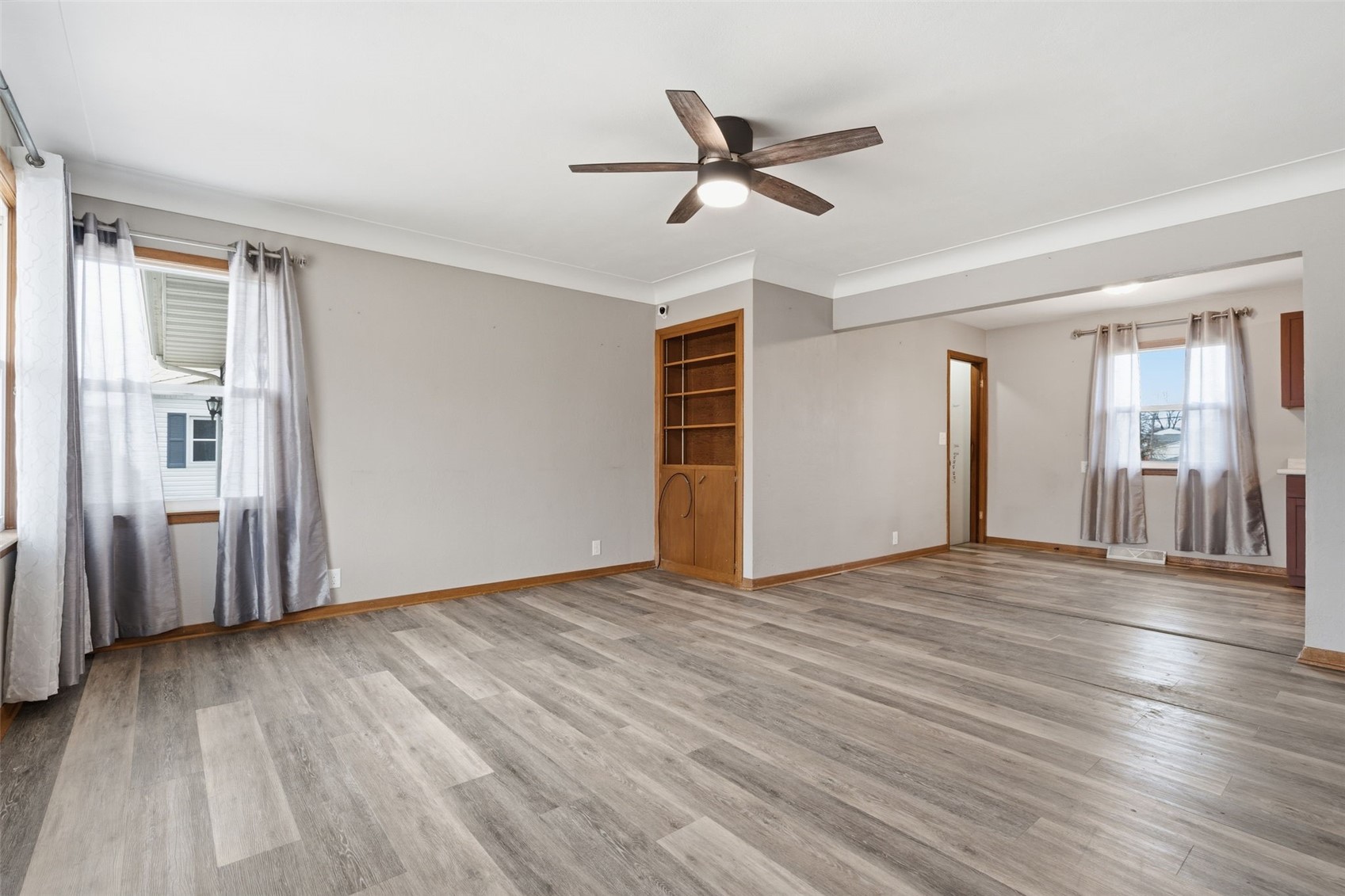 2710 Hickory Drive SW