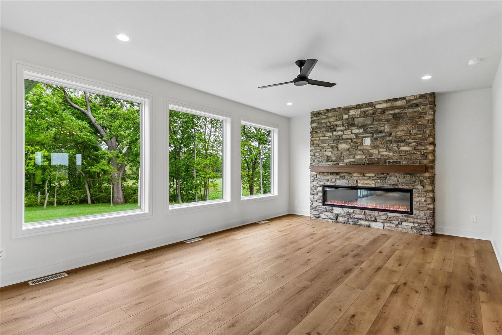 1212 Timber Trail