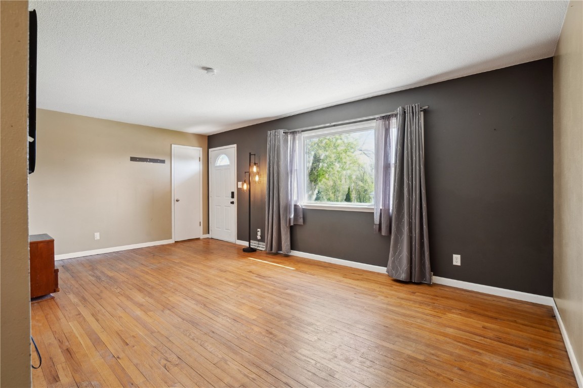 1000 Parkview Drive