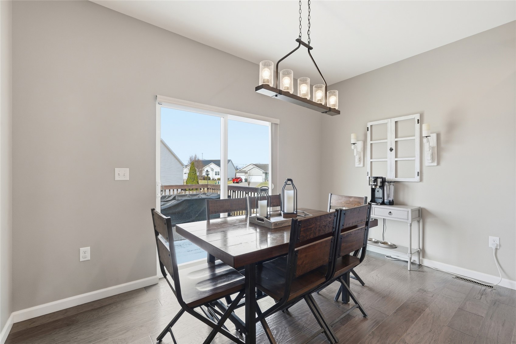 3014 Hillsboro Drive SW