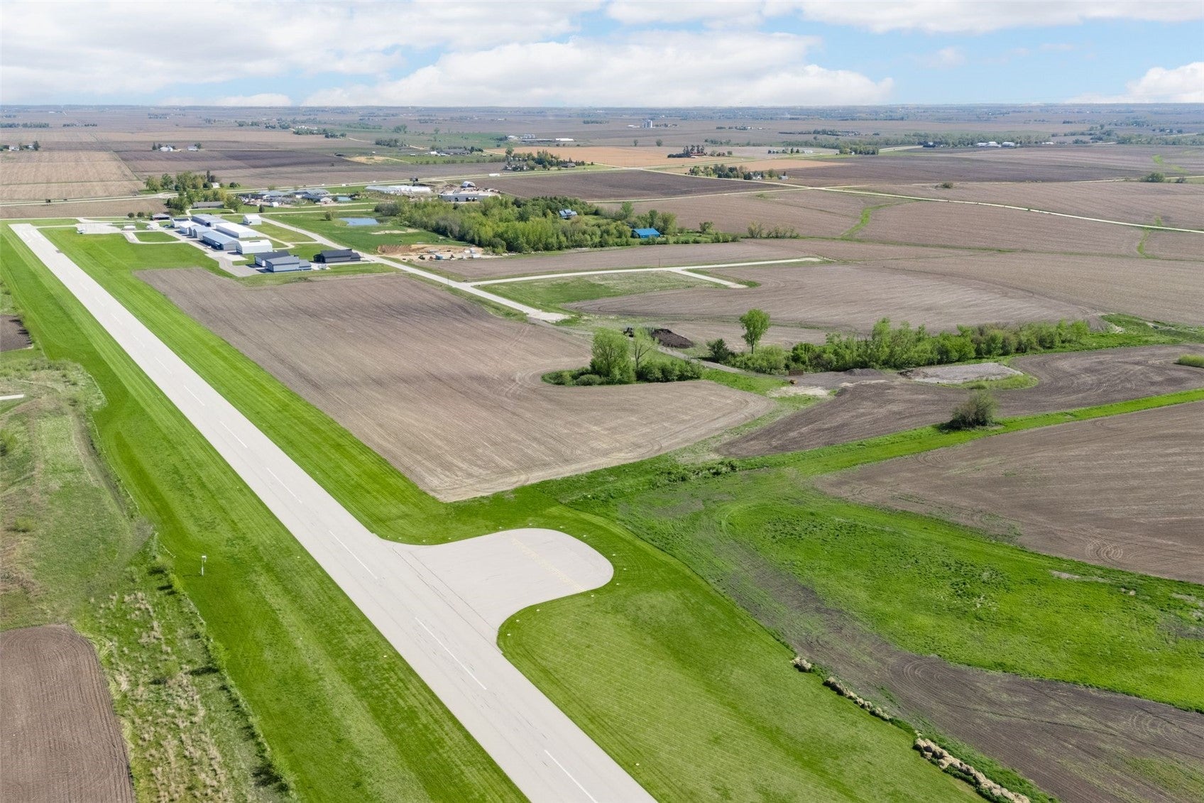 1664 Luxair Lane