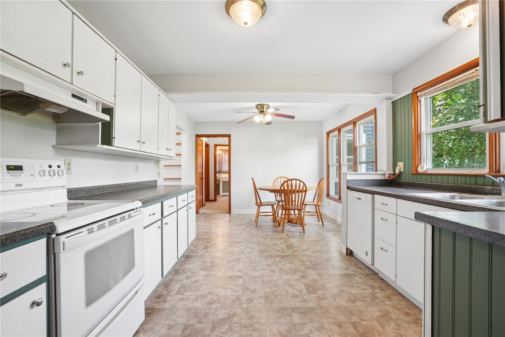 848 Timberline Road