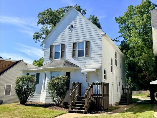 1746 B AVE NE, CEDAR RAPIDS, IA 52402 - Image 33482129c198be6f5ddfac35c876da54/3660314893