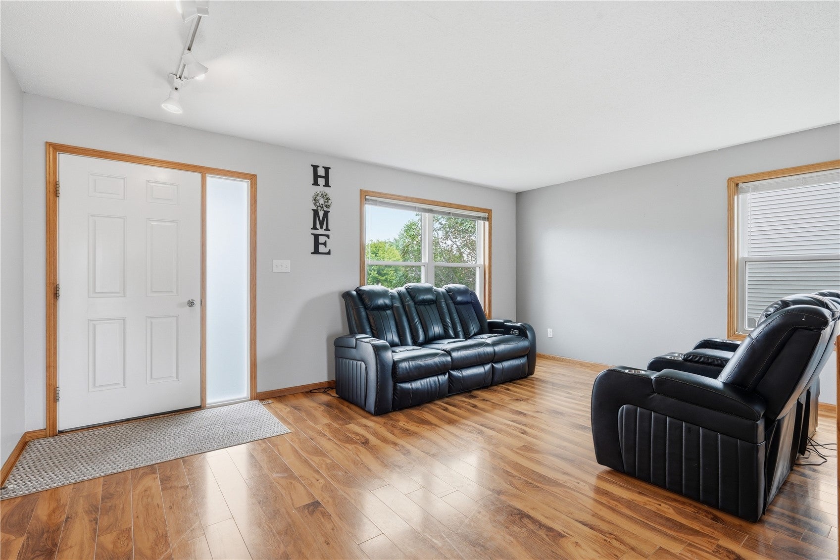 6611 Fox Run Dr SW