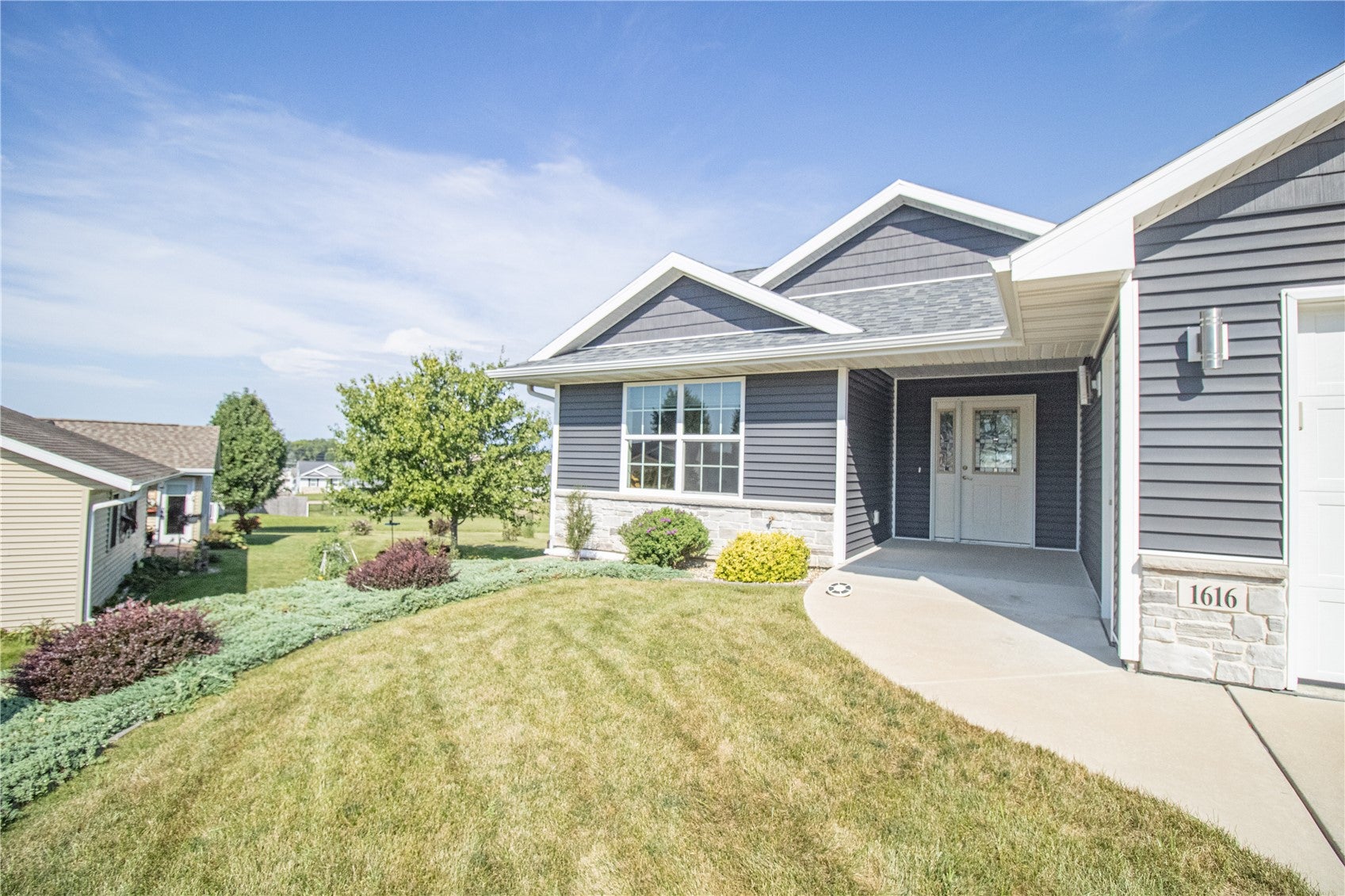 1616 Meadow Ridge Court