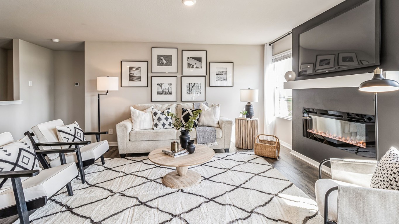 9521 Brighton Way SW