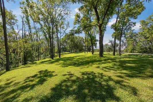 Lot 2/Outlot B Breza First Subdivision
