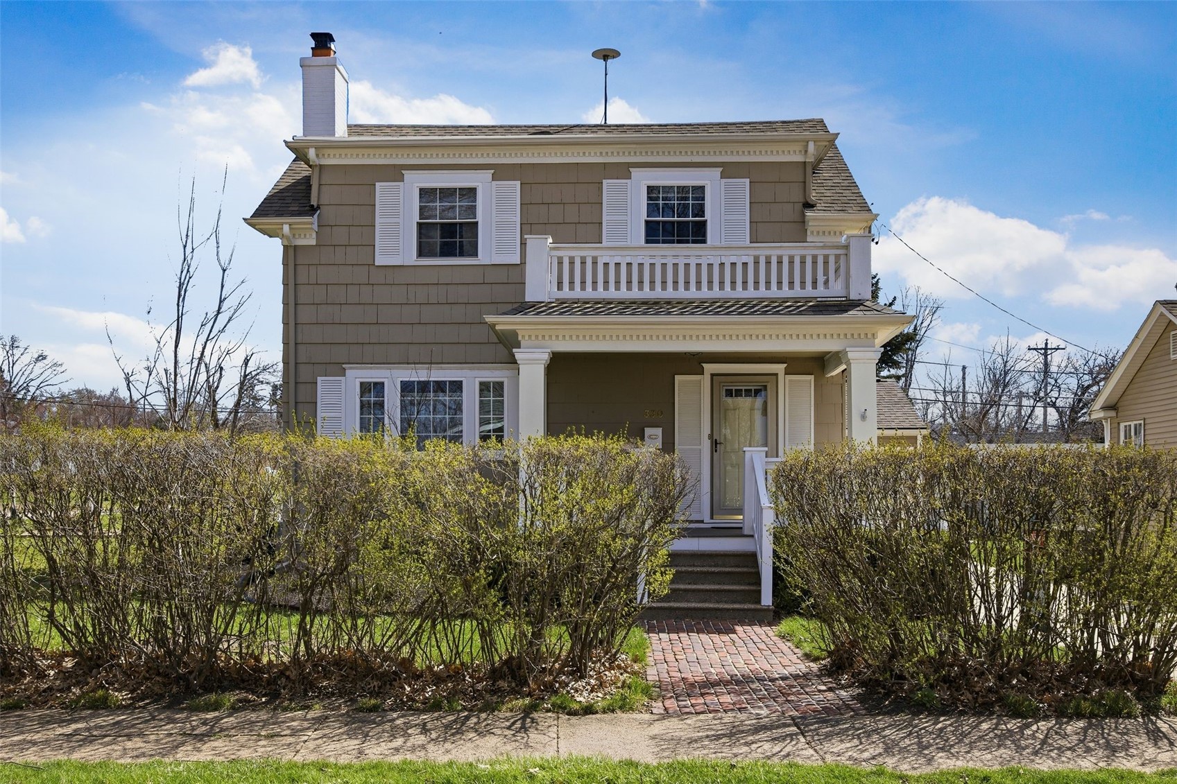 330 Crescent Street SE