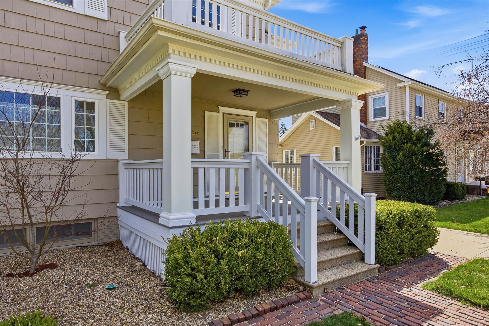 330 Crescent Street SE