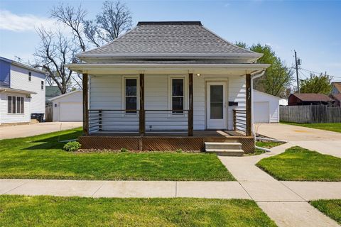 937 8th Street Marion IA 52302