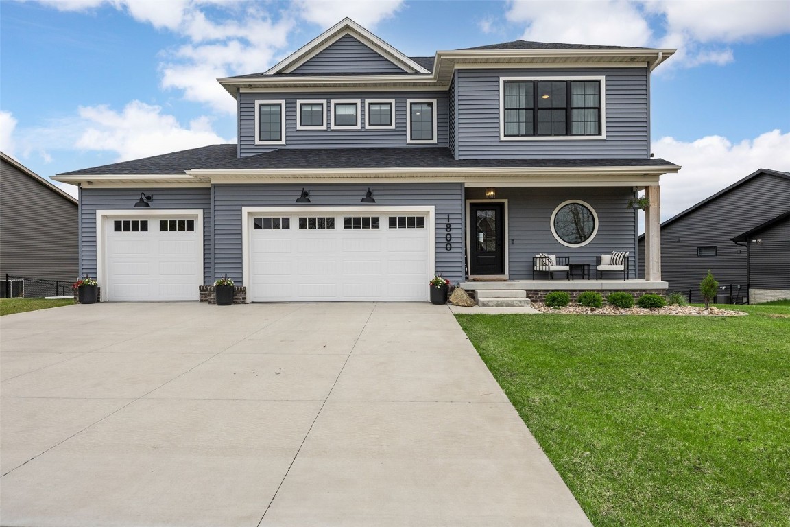 1800 Green Oak Pass