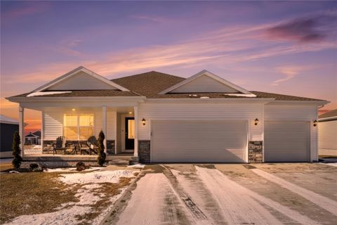 7114 Harlan Eddy Drive SW Cedar Rapids IA 52404