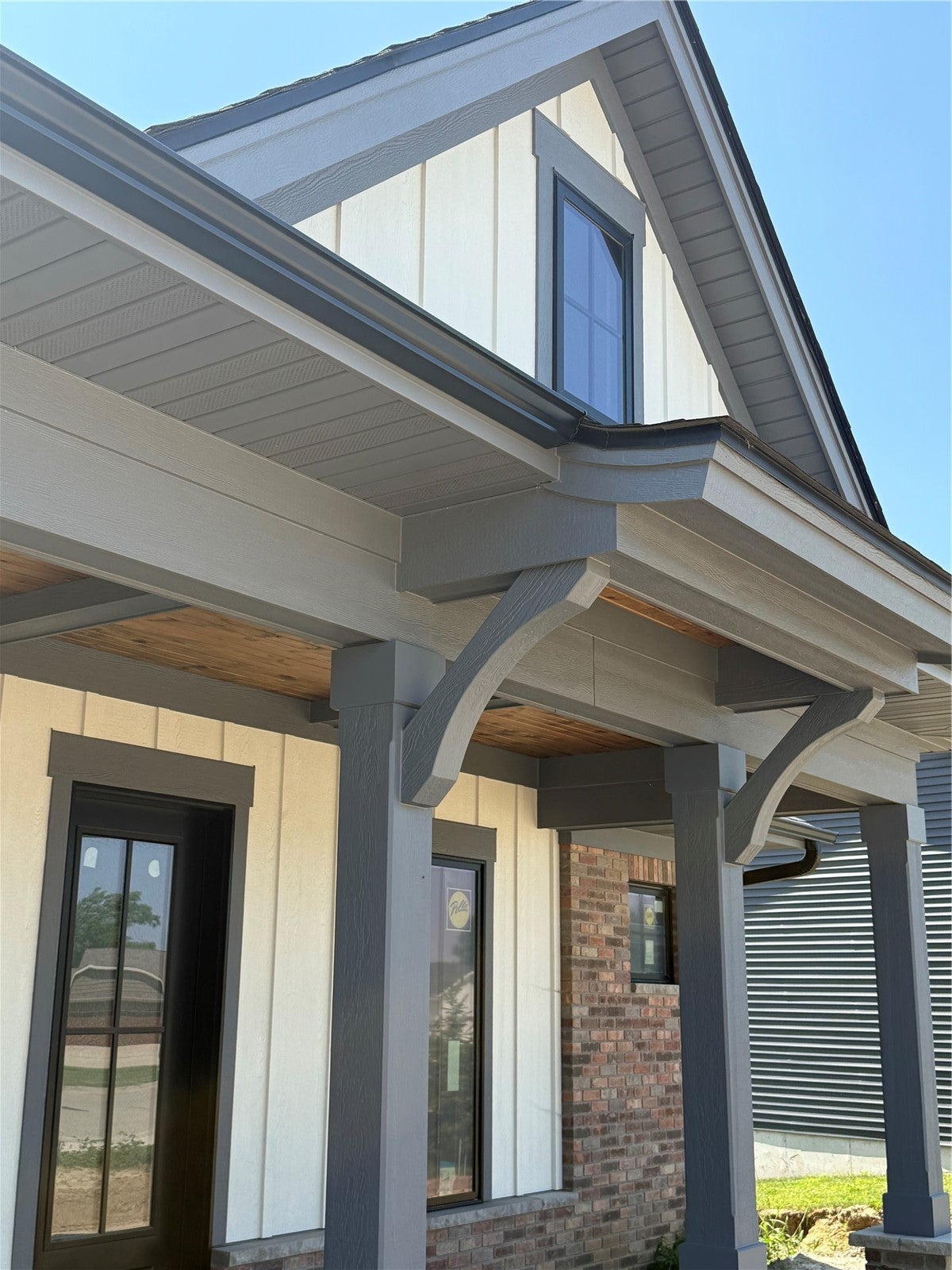 707 Cedar Bend