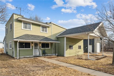 502 E Main Street Lisbon IA 52253