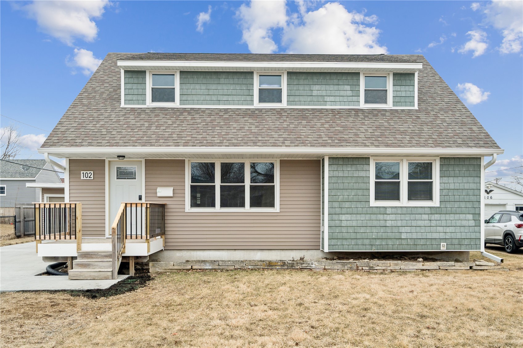 102 Patricia Lane NW