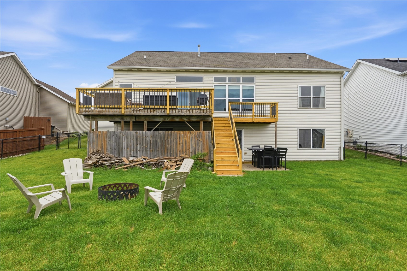 2413 Radcliffe Drive SW