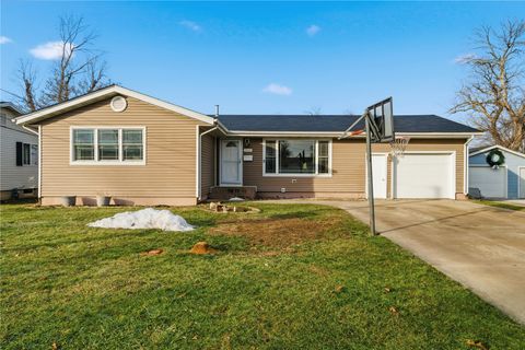 1960 27th Street Marion IA 52302