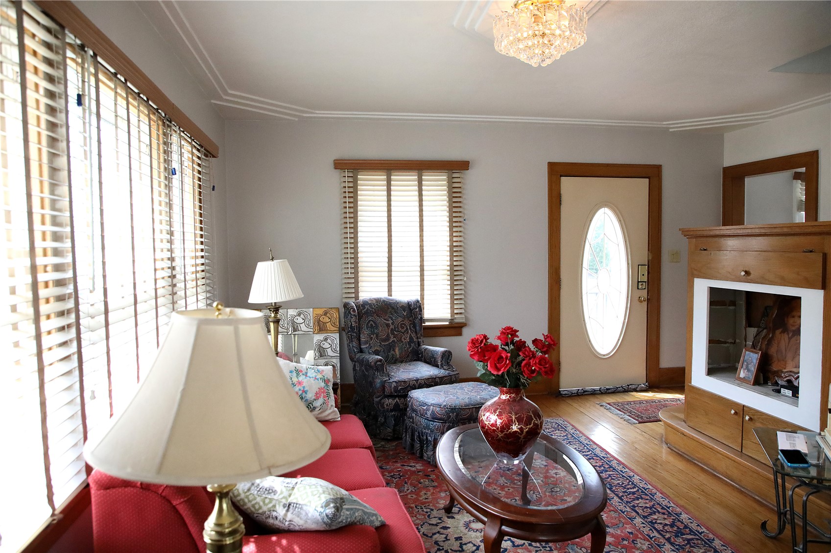 350 Woodland Drive SE