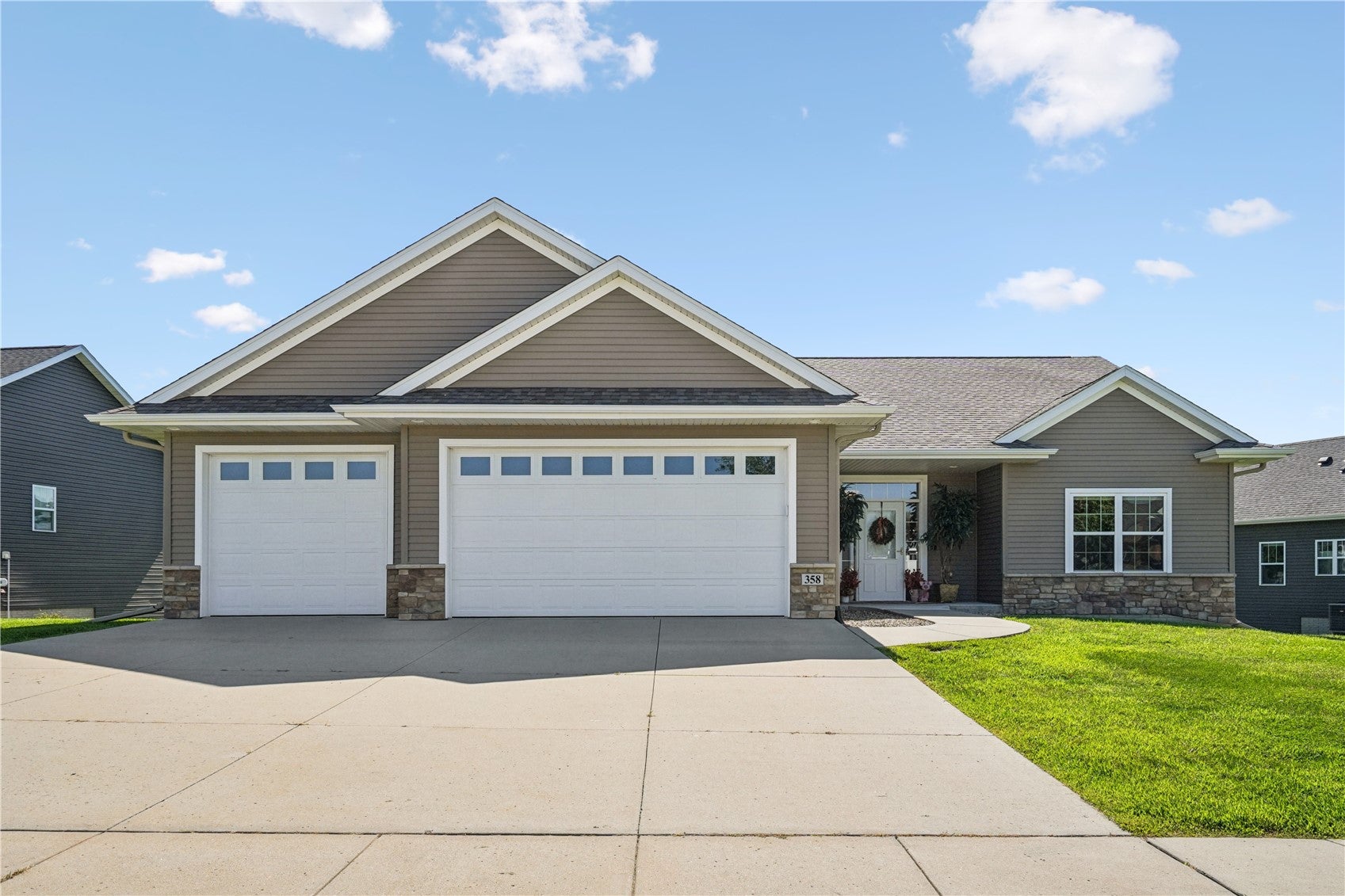 358 Eastview Ave