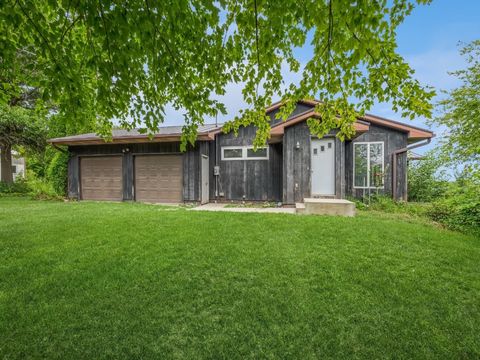 5555 Troy Mills Road Walker IA 52352