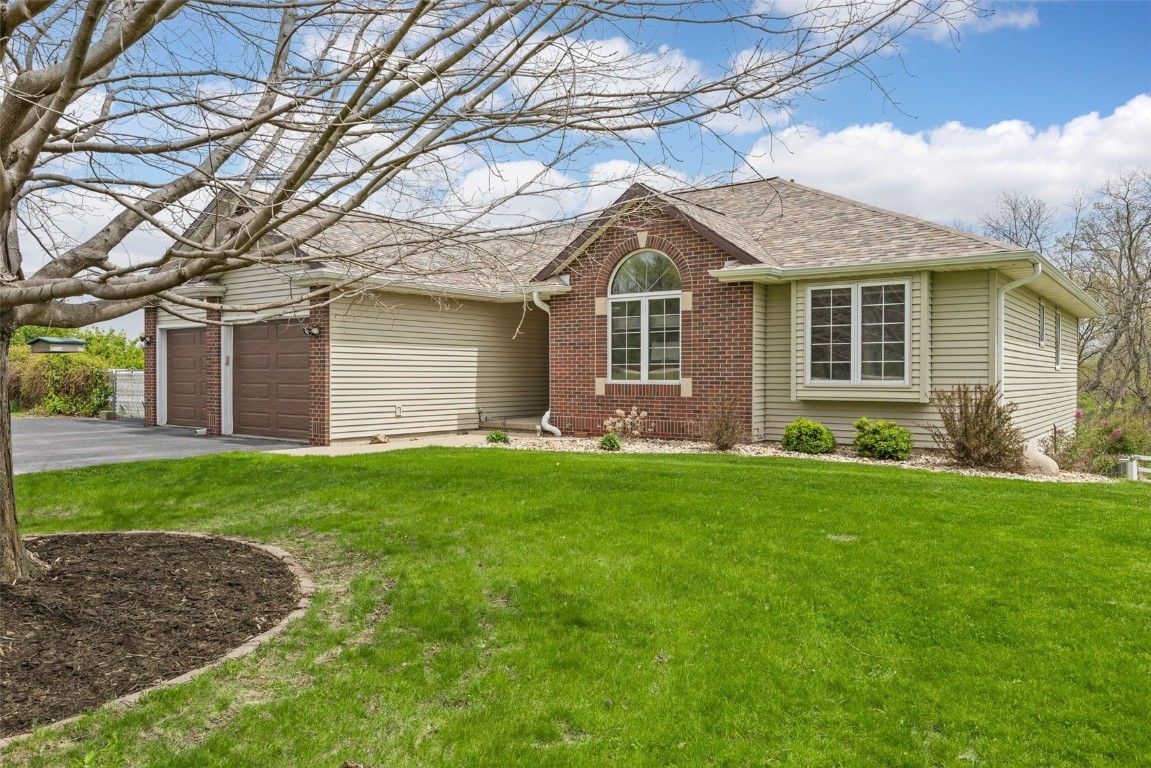 2528 Quincy Rd NE