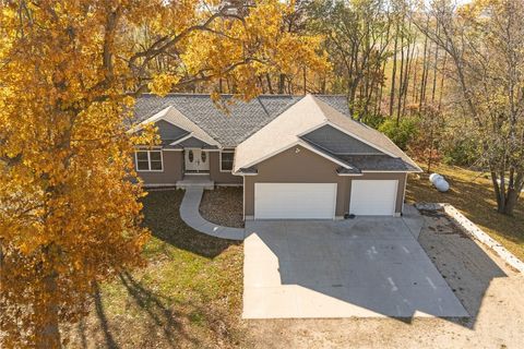 21535 78TH Street Martelle IA 52305