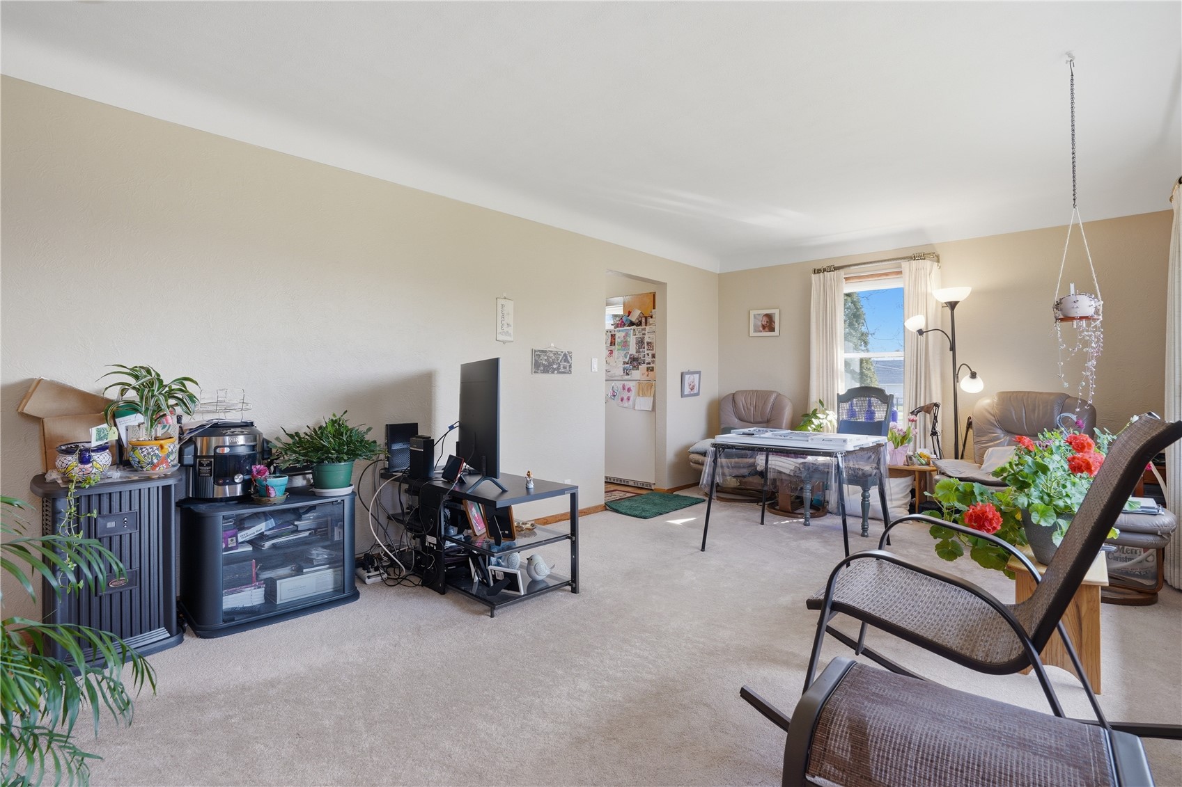 1920 Burch Ave NW