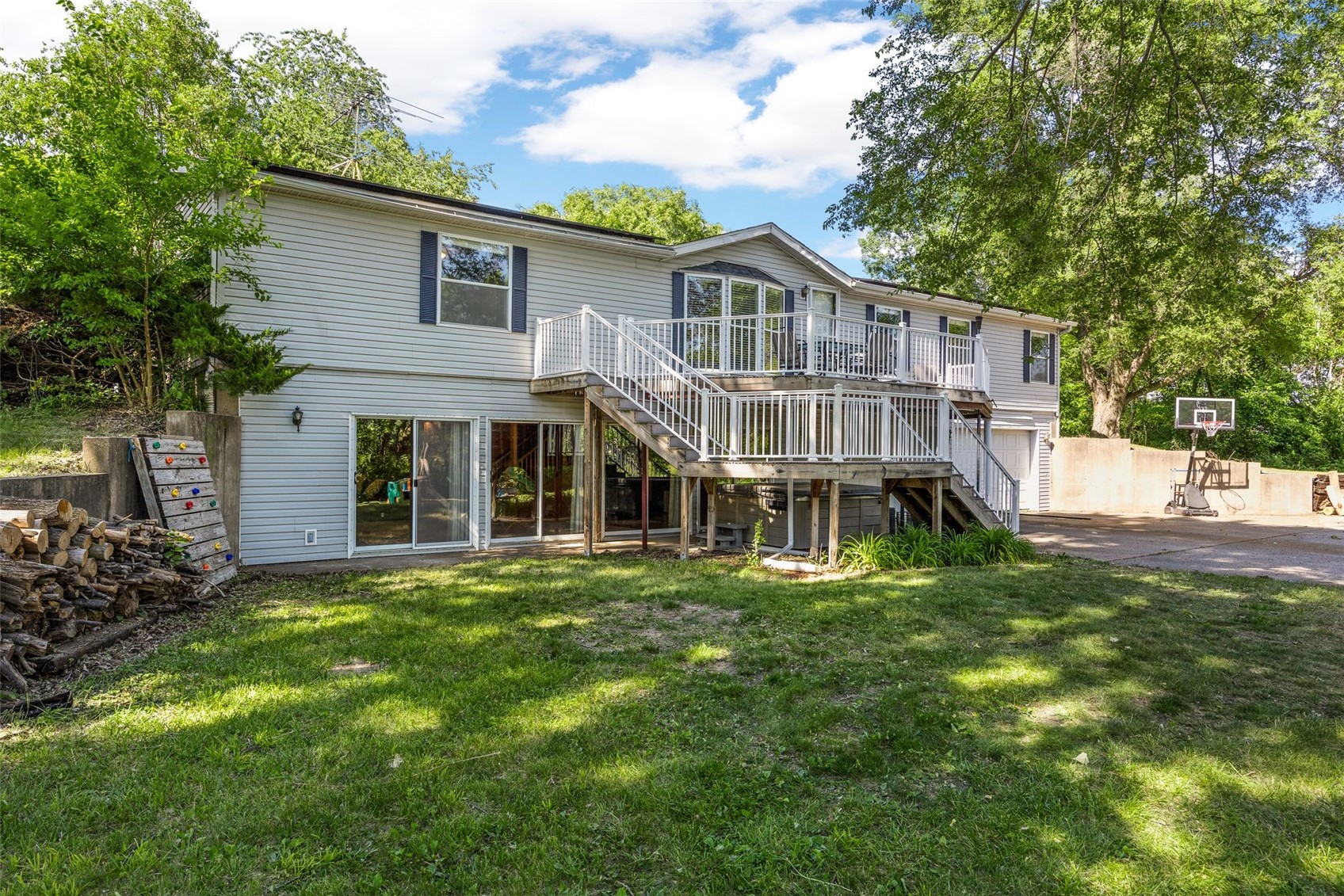 1650 W Forevergreen Road