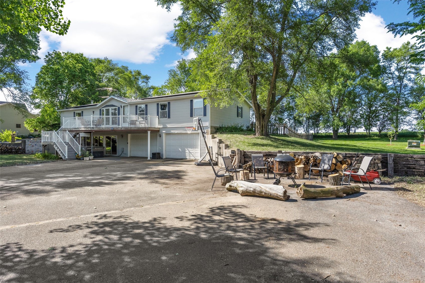 1650 W Forevergreen Road