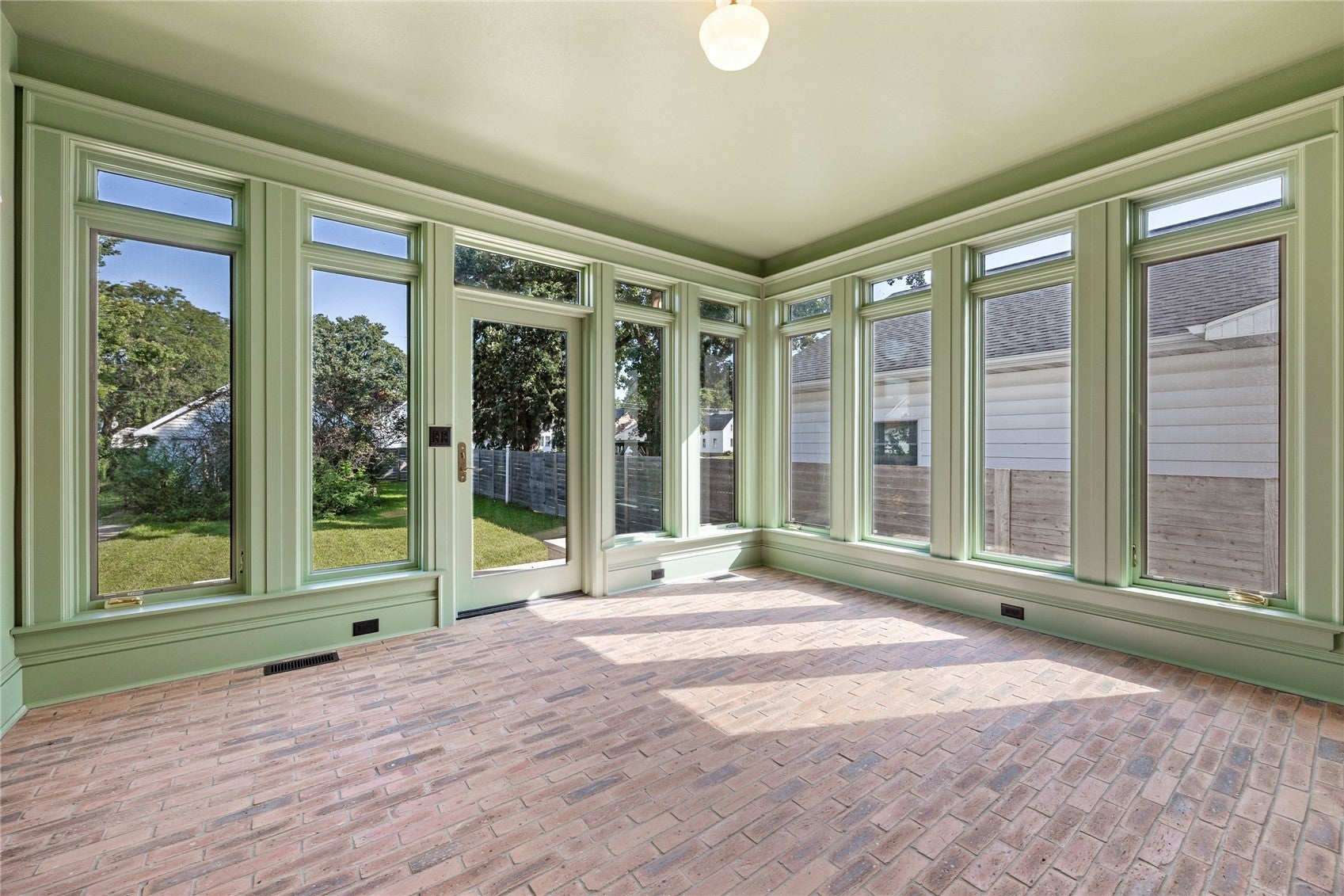 304 E Union Street