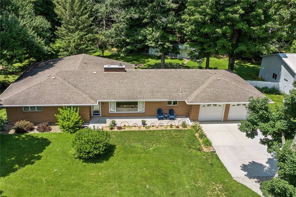 5995 30TH AVENUE DR, VINTON, IA 52349 - Image 44c9633bb76bb4af8ade5bdb965d0971/3277913354