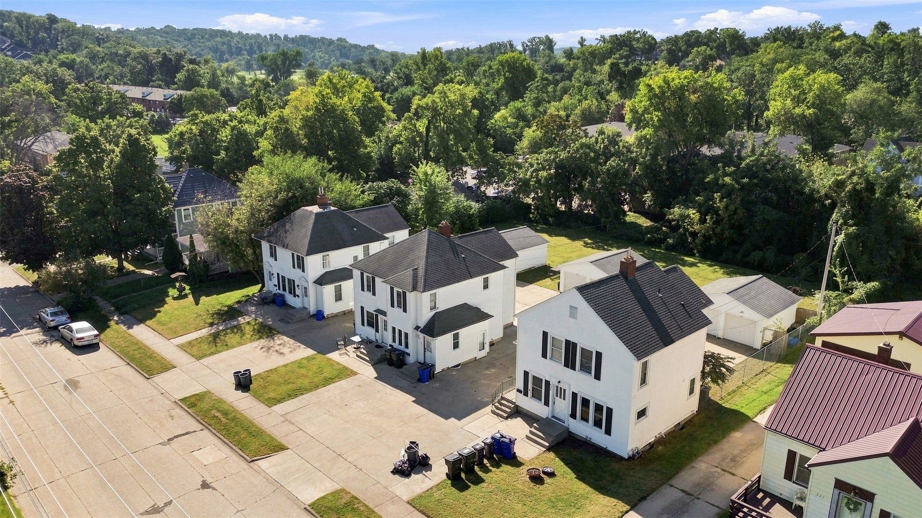 327 30th Street Drive SE